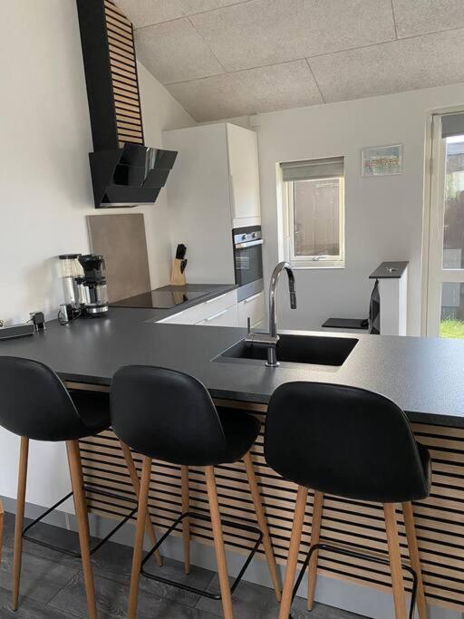 Fin Ny Moderniseret Lejlighed I Skagen. Exterior photo